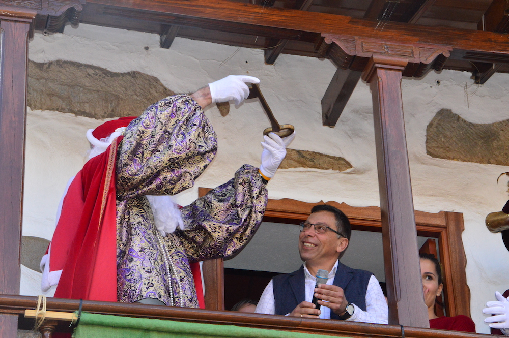 Alcalde entrega la llave a los Reyes